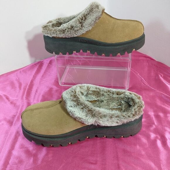 Skechers Women's SZ 8 Faux Fur Brown Slip On Clogs Shindigs-Fortress SN45703. - Picture 1 of 7